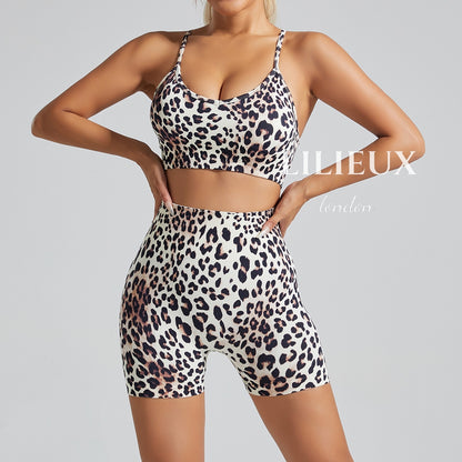 Women's Leopard Print Workout Set - 2 Piece Seamless Activewear Set with Sports Bra and High-Waisted Shorts